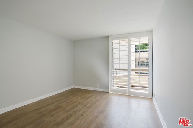 750 S Spaulding Avenue 214, Los Angeles, CA 90036