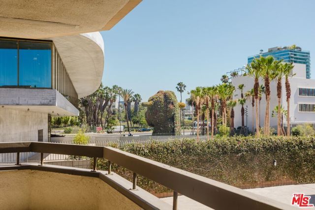 750 S Spaulding Avenue 214, Los Angeles, CA 90036