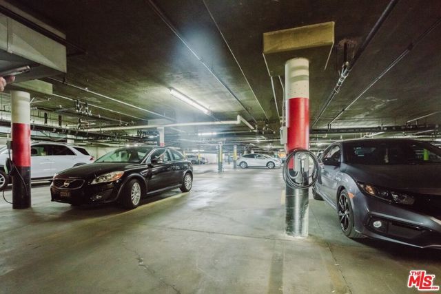 750 S Spaulding Avenue 214, Los Angeles, CA 90036