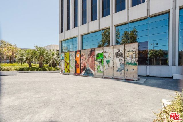 750 S Spaulding Avenue 214, Los Angeles, CA 90036