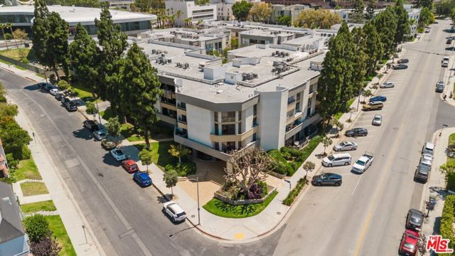 750 S Spaulding Avenue 214, Los Angeles, CA 90036