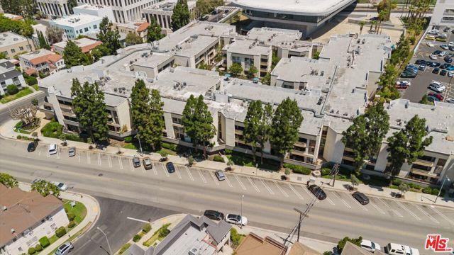 750 S Spaulding Avenue 214, Los Angeles, CA 90036