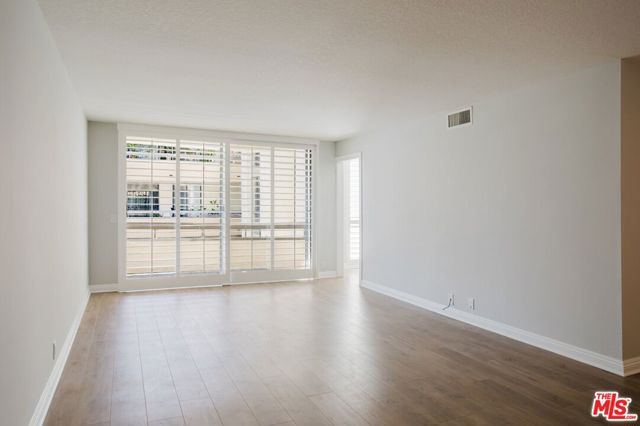 750 S Spaulding Avenue 214, Los Angeles, CA 90036
