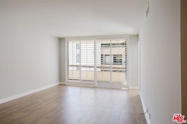 750 S Spaulding Avenue 214, Los Angeles, CA 90036
