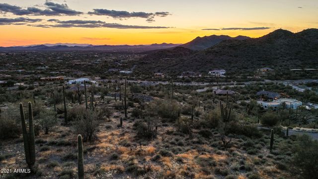 5960 E Bloody Basin Road 7, Cave Creek, AZ 85331