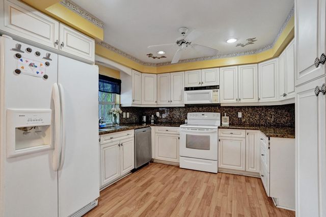 3145 NW 116th Avenue, Coral Springs, FL 33065