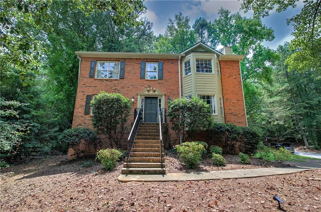 5036 India Lake Drive, Acworth, GA 30102