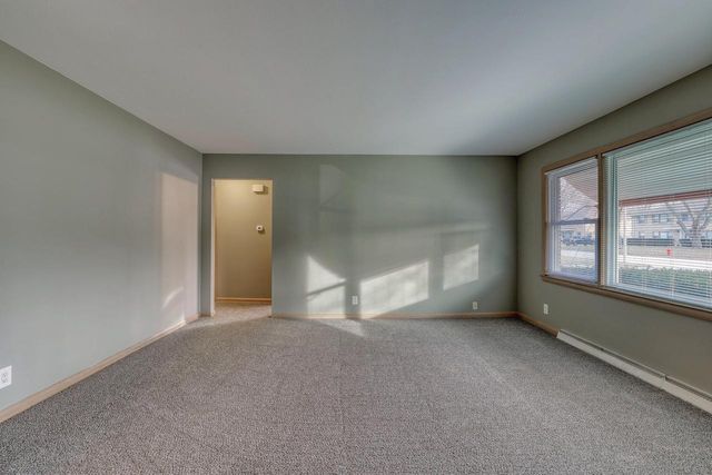 1317 N 116th STREET, Wauwatosa, WI 53226