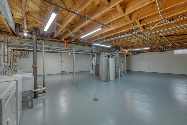 1317 N 116th STREET, Wauwatosa, WI 53226