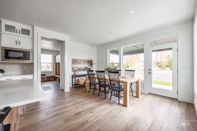 9822 W Delta Brook St, Star, ID 83669