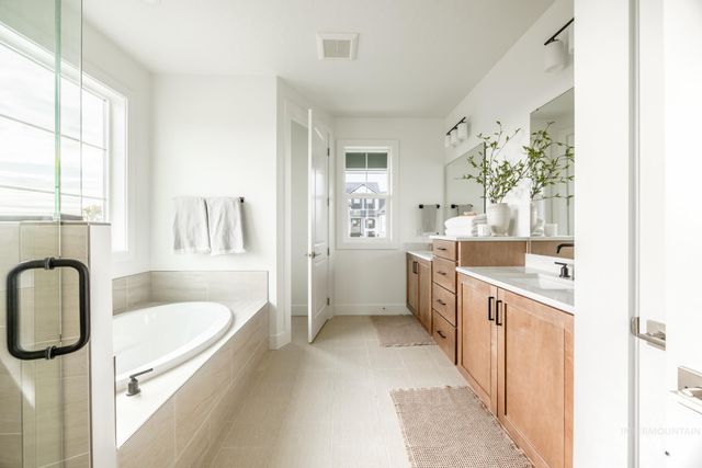 9822 W Delta Brook St, Star, ID 83669