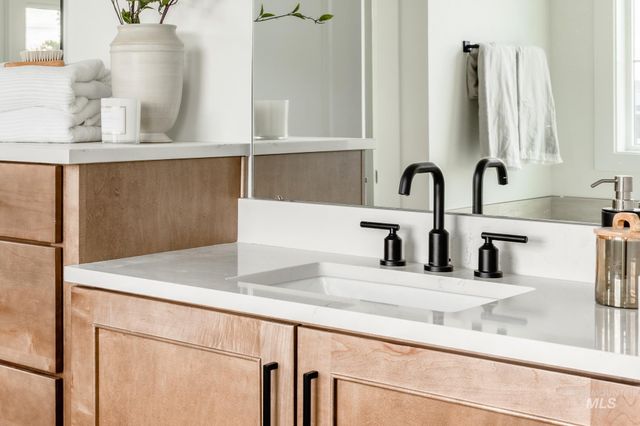 9822 W Delta Brook St, Star, ID 83669