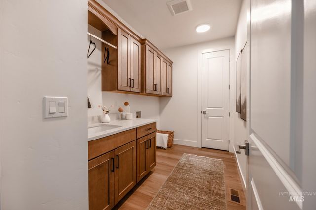 9822 W Delta Brook St, Star, ID 83669