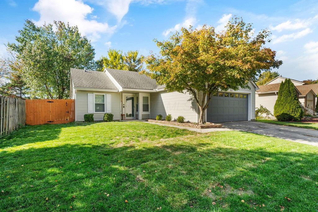 5937 Meadowsglen Drive, Dublin, OH 43017