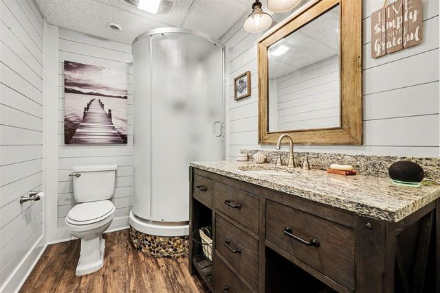 8366 Cottonwood Avenue, Howard City, MI 49329