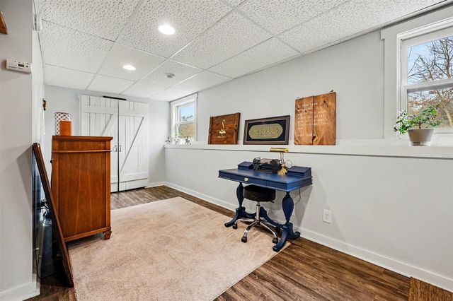 8366 Cottonwood Avenue, Howard City, MI 49329
