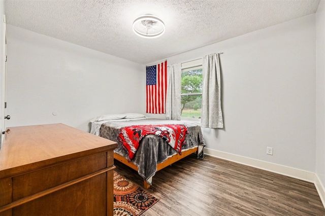 8366 Cottonwood Avenue, Howard City, MI 49329