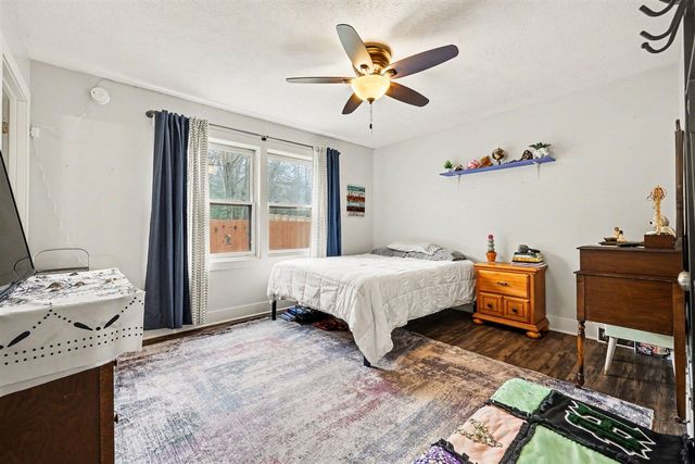 8366 Cottonwood Avenue, Howard City, MI 49329