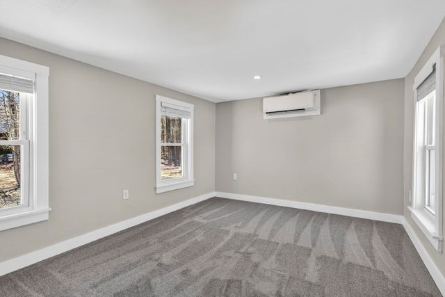 135 George Street, Keene, NH 03431