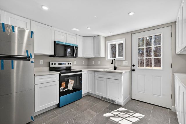 135 George Street, Keene, NH 03431