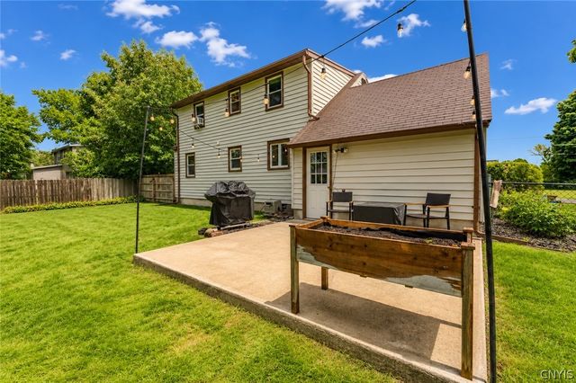 205 Kies Drive, Salina, NY 13090