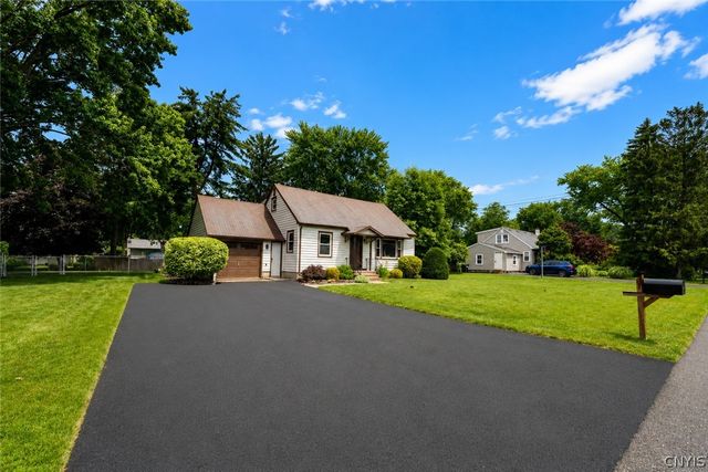 205 Kies Drive, Salina, NY 13090