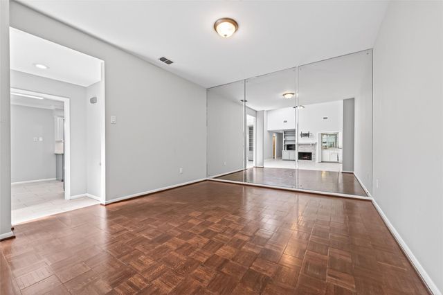 5218 Palmetto Street, Bellaire, TX 77401