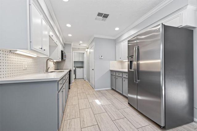 5218 Palmetto Street, Bellaire, TX 77401