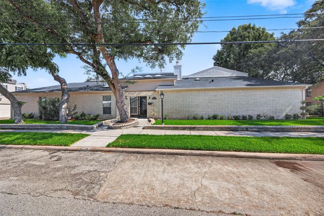 5218 Palmetto Street, Bellaire, TX 77401