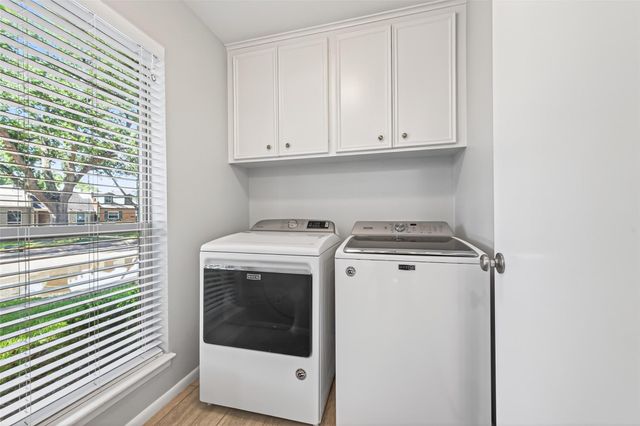 5218 Palmetto Street, Bellaire, TX 77401