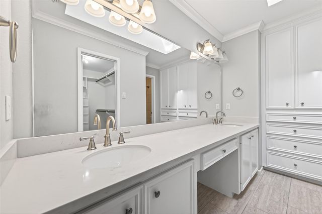5218 Palmetto Street, Bellaire, TX 77401