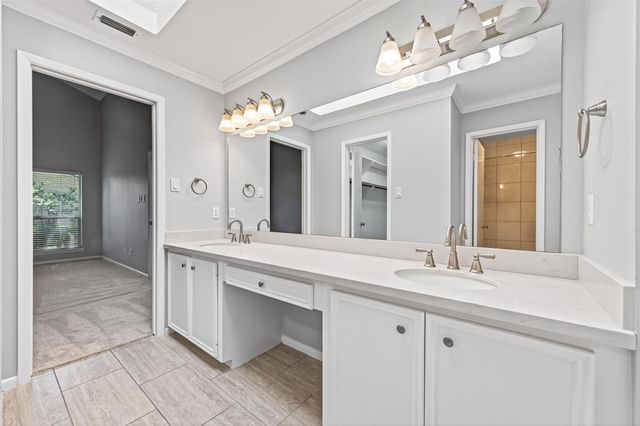 5218 Palmetto Street, Bellaire, TX 77401