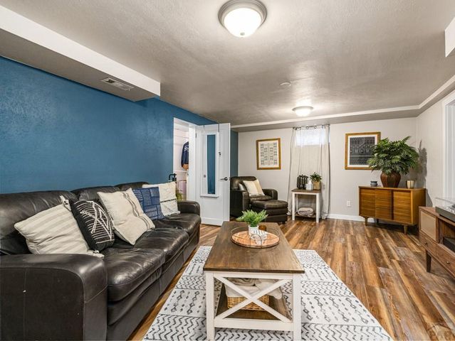 1942 Lake Ave, Pueblo, CO 81004