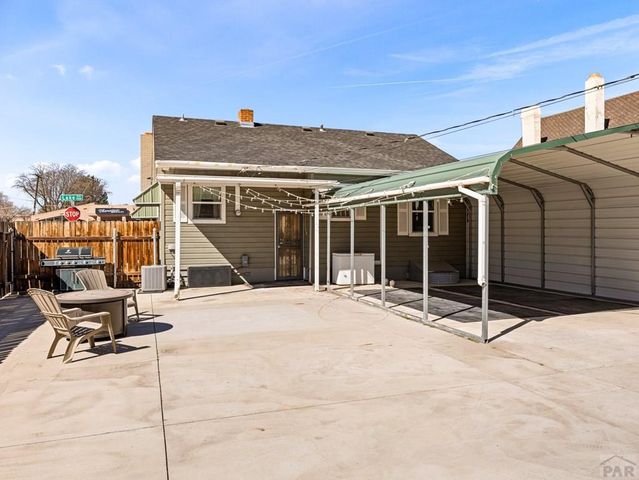 1942 Lake Ave, Pueblo, CO 81004