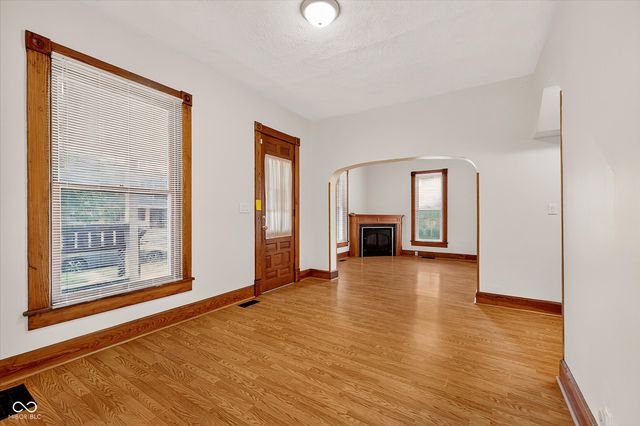 456 N Centennial Street, Indianapolis, IN 46222
