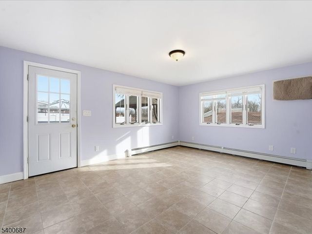 124 6th St, Middlesex Boro, NJ 08846