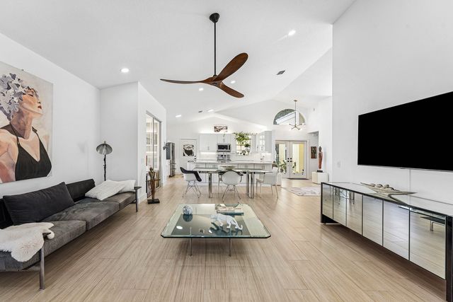 13853 Palm Grove Place, Palm Beach Gardens, FL 33418