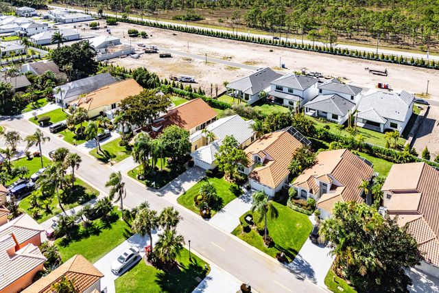 13853 Palm Grove Place, Palm Beach Gardens, FL 33418