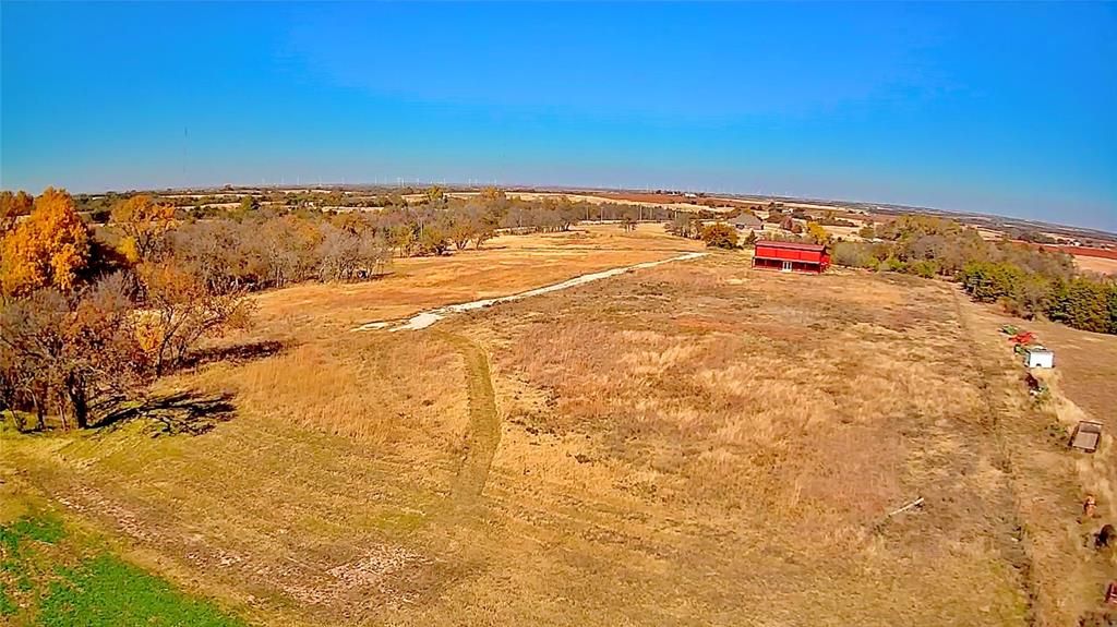 11130 N Clover Hill Road, El Reno, OK 73036