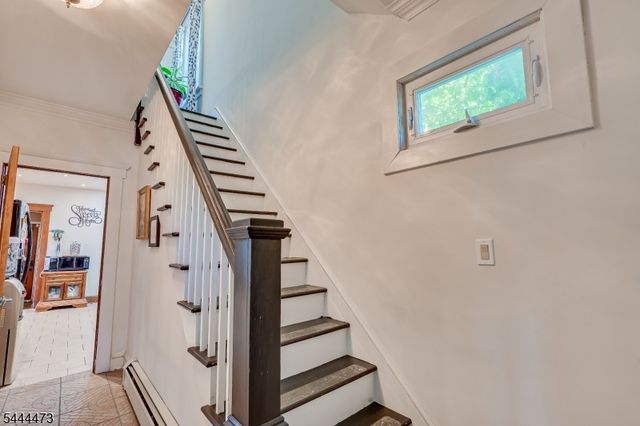 220 Arthur St, Linden City, NJ 07036