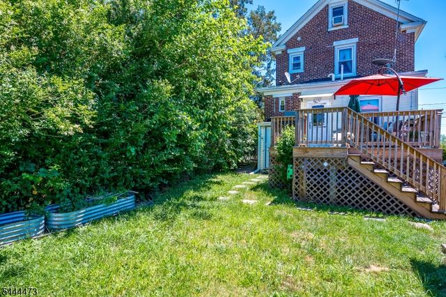 220 Arthur St, Linden City, NJ 07036