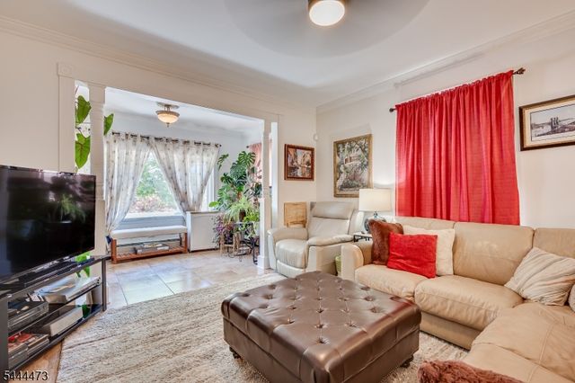 220 Arthur St, Linden City, NJ 07036