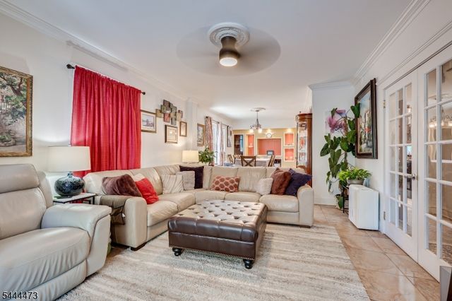 220 Arthur St, Linden City, NJ 07036