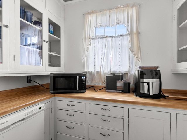 1014 S 20th STREET, Manitowoc, WI 54220