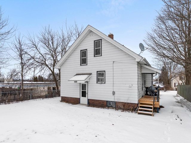 1014 S 20th STREET, Manitowoc, WI 54220