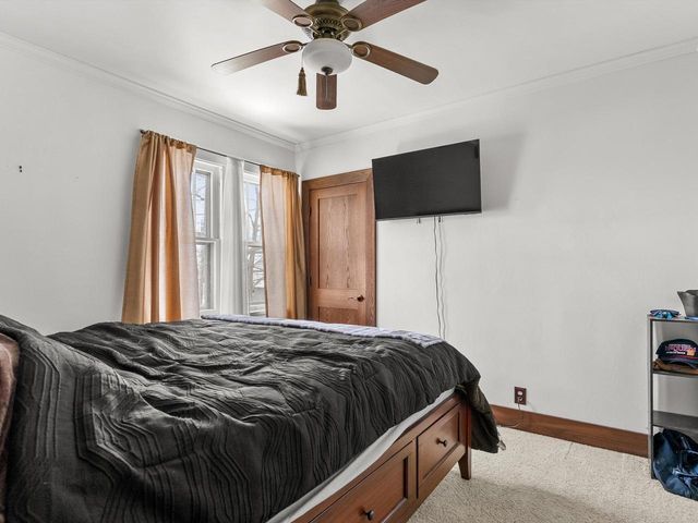 1014 S 20th STREET, Manitowoc, WI 54220