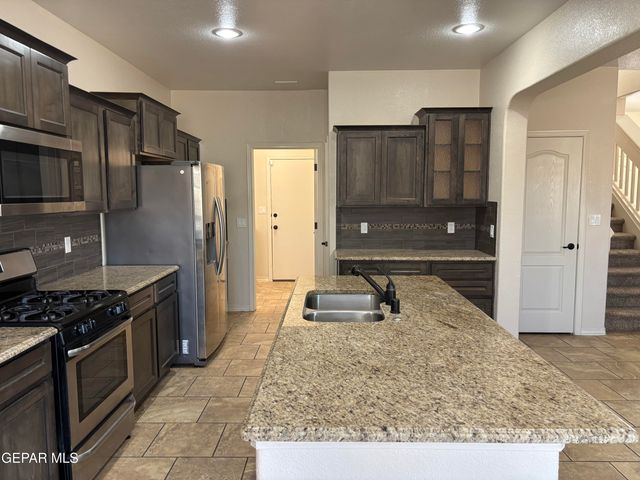 14741 BOER TRAIL Avenue, El Paso, TX 79938