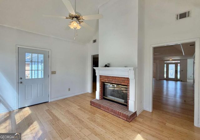 1040 Sunny Field Court, Lawrenceville, GA 30043