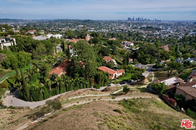 2521 Nottingham, Los Angeles, CA 90027