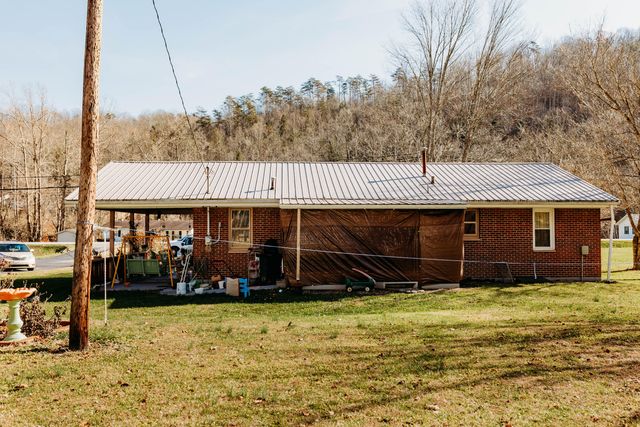 1057 KY-36 Highway, Frenchburg, KY 40322